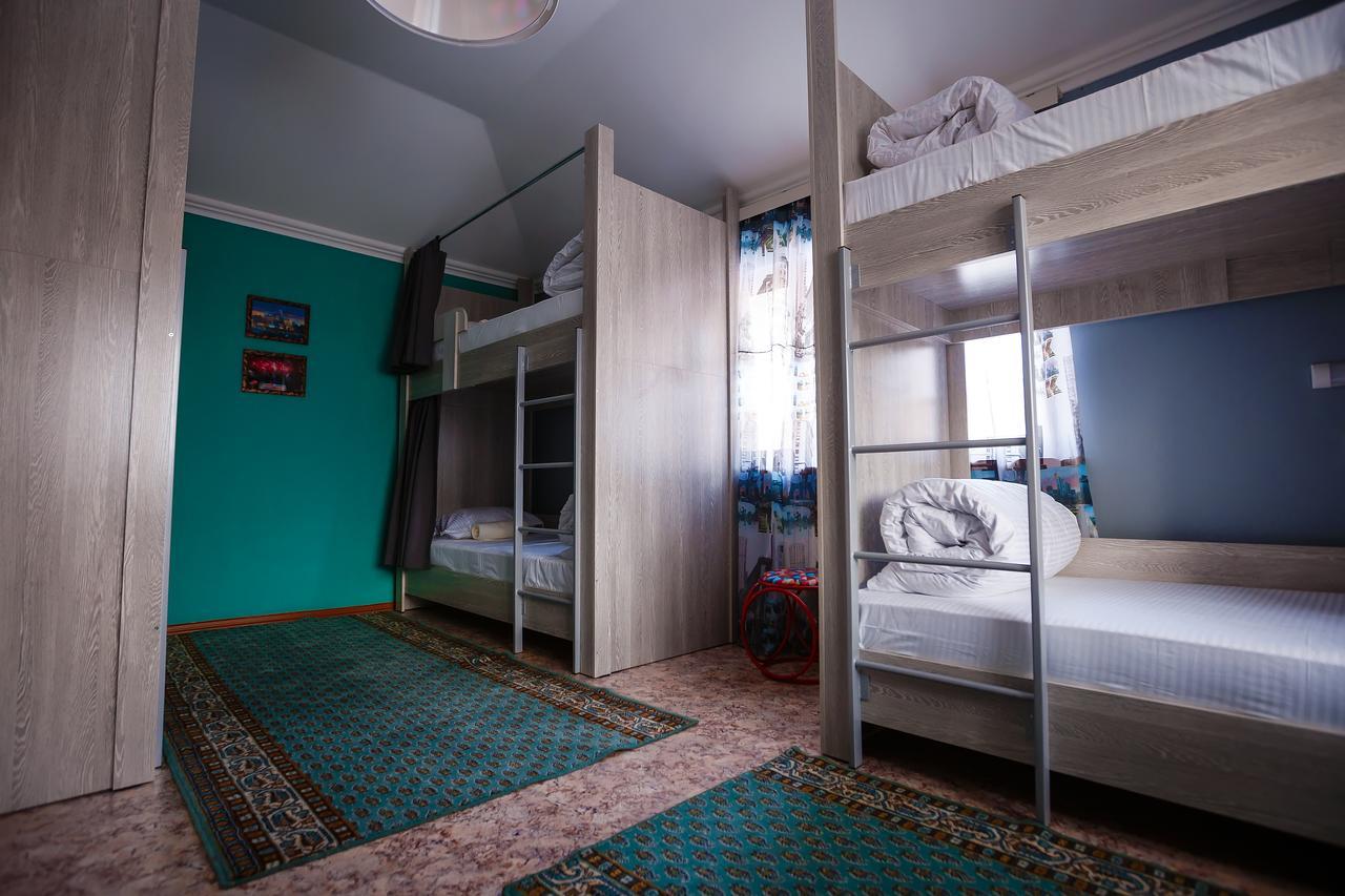 Mountain Road Hostel 阿拉木图 外观 照片