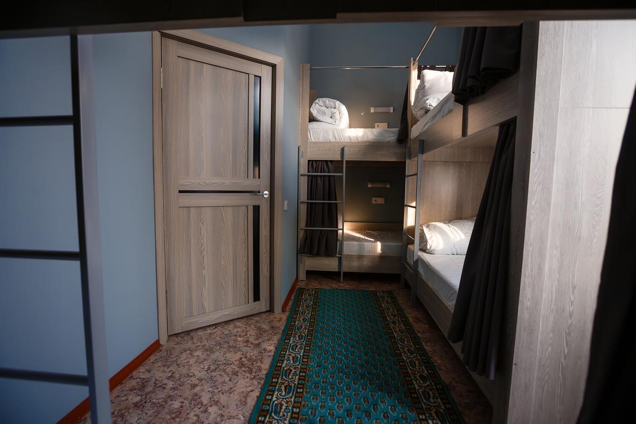 Mountain Road Hostel 阿拉木图 外观 照片
