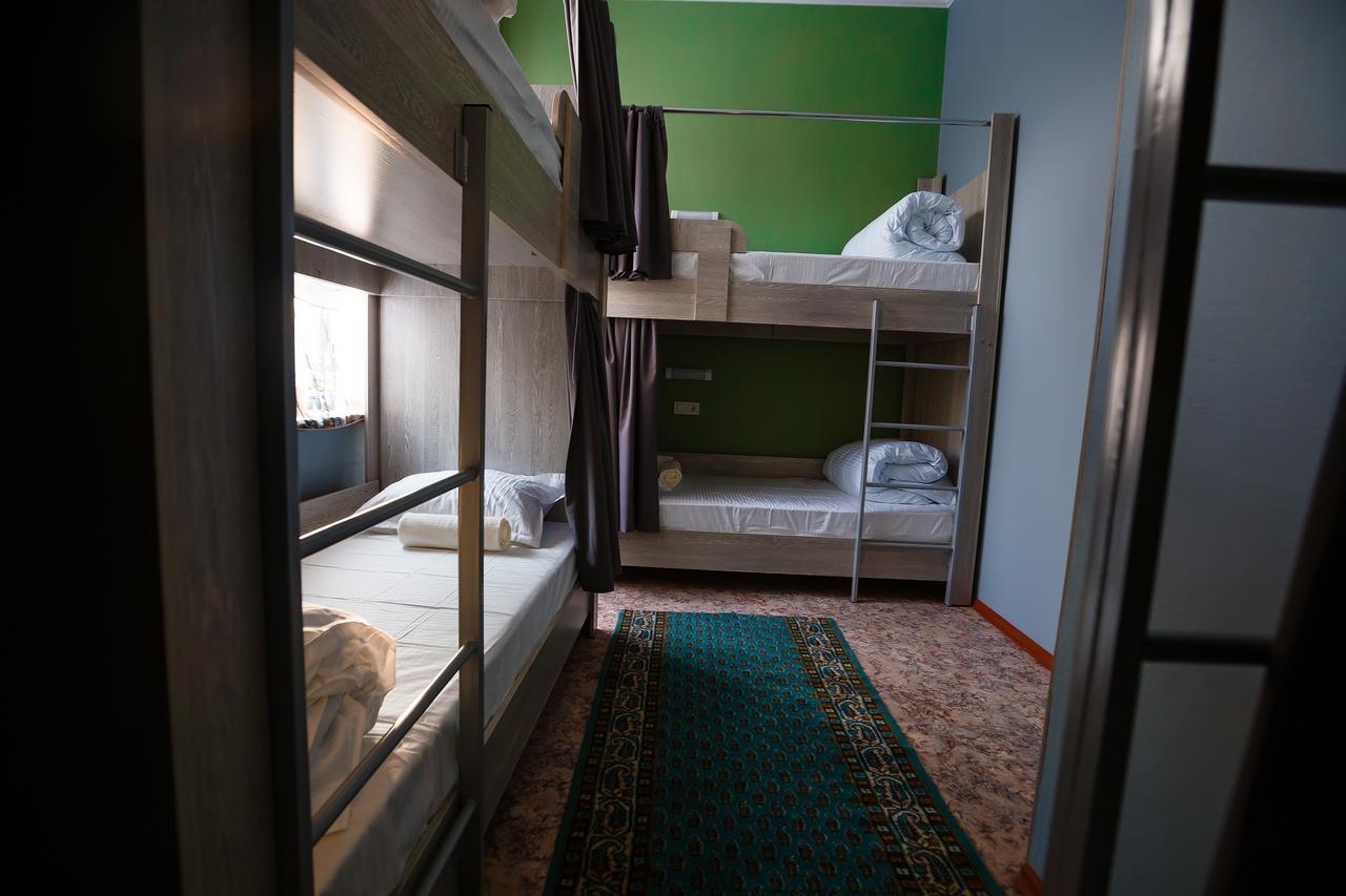 Mountain Road Hostel 阿拉木图 外观 照片