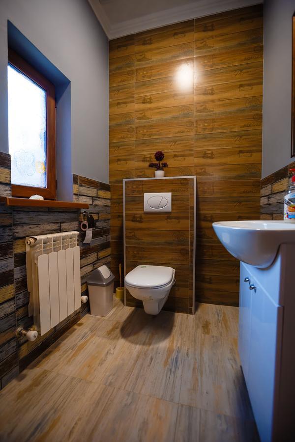 Mountain Road Hostel 阿拉木图 外观 照片